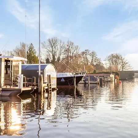 Charming Tiny Houseboat Escape Near Amsterdam By Weltevreden Experience Apartamento *